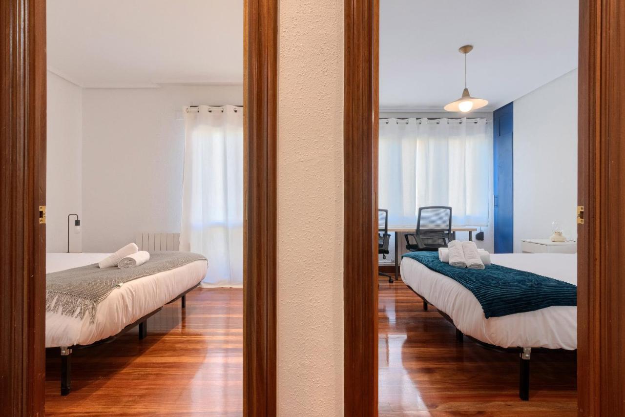 Apartament Vivienda Turistica Junto Al Ayuntamiento *